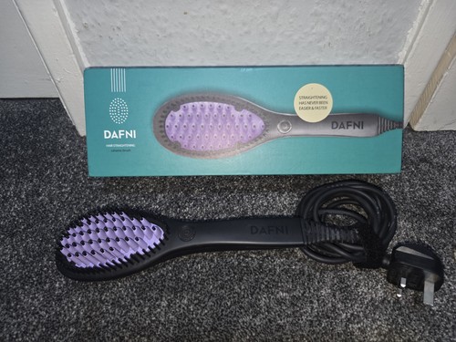Dafni hair straightening brush