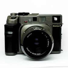 Mamiya 7 Grey Body + 80mm F4 L Black Lens
