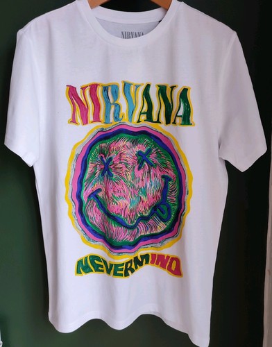 Nirvana medium smiley face - nirvana,