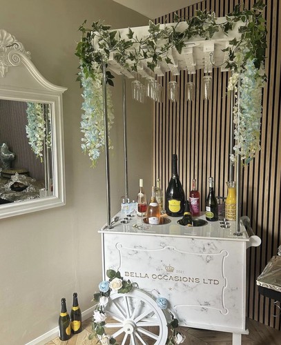 For hire champagne - for,