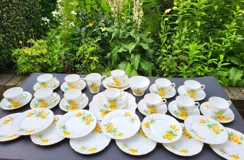 Vintage royal stafford large - royal,
