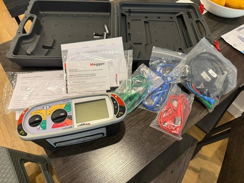 Megger mft1711 tester hard - megger, tester,hard