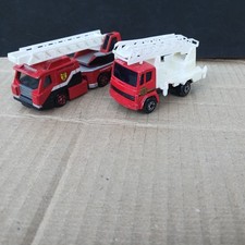 Tomica Hino Aerial Ladder Fire Truck 1/139 #108 + Maisto Turntable Ladder Truck 