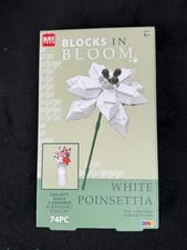 Block Tech White Poinsettia