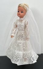 Vintage 1980’s Pedigree Sindy Doll 033055X In White Wedding Dress 44370