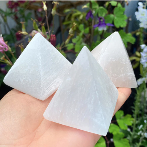 Natural selenite crystal - selenite,