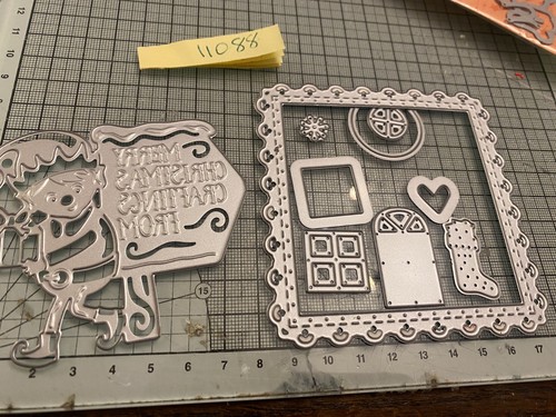 Sizzix christmas elf and house - elf,