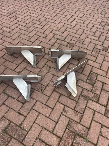 Strong boy acro prop - ,