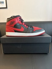 Jordan 1 Mid Banned UK10
