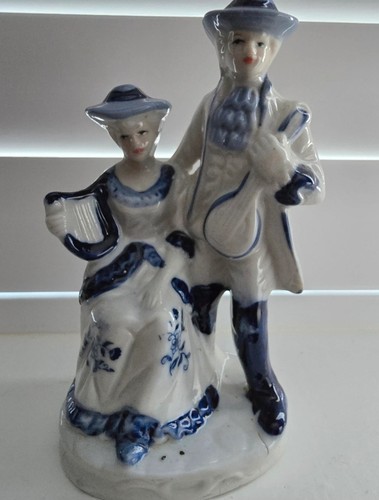 Vintage couple with musical - couple,