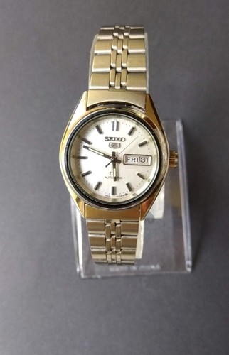1984 seiko deluxe - 1984's,