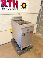 Falcon ~ Single Tank Double Basket Deep Fat Chip Fryer ~ 3Ph Elec E401  A £900+V