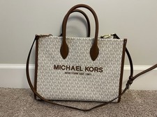 Micheal Khors Women’s Medium
