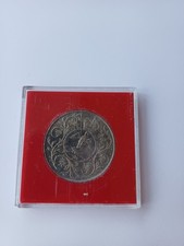 Silver Jubilee Crown Elizabeth