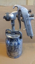 Devilbiss JGA 54 Pressure Feed Spray Gun With Pot