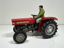 Britains Massey Ferguson 135