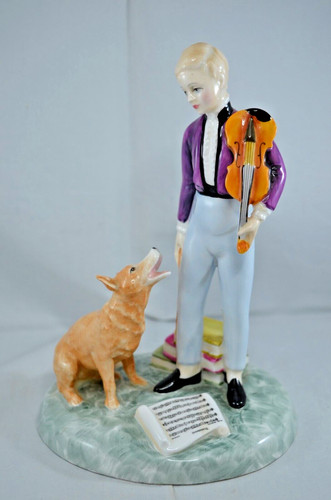 Royal doulton figurine - doulton,