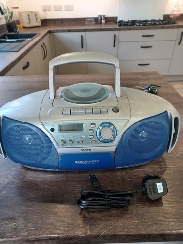 Boombox sanyo mcd - boombox, mcd-z280l