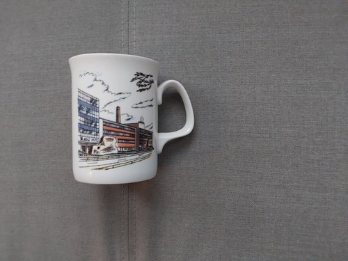 Mug commemorating end - commemorating,