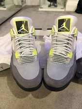 Men's Jordan 4 Retro SE Mid