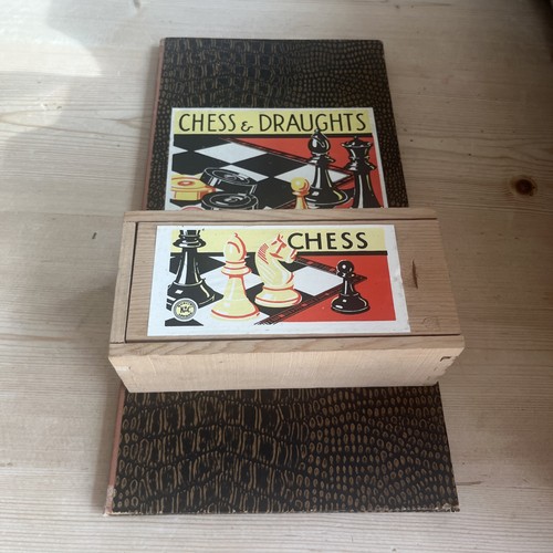 Vintage chess set - vintage,