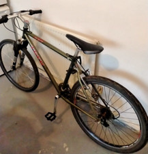 TREK 930 SINGLETRACK VINTAGE RETRO 1990s MENS MOUNTAIN BIKE