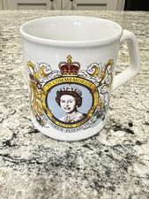 Royal Commemorative Mug HM Queen Elizabeth II Silver Jubilee 1952-1977 Vintage