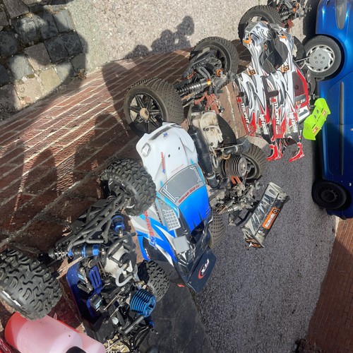 Joblot cars spares or - cars.,