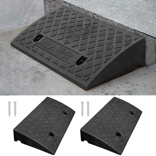 Heavy duty rubber - ramp, kerb