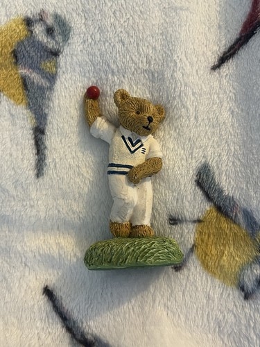 Cricket themed figure teddy - cricket,