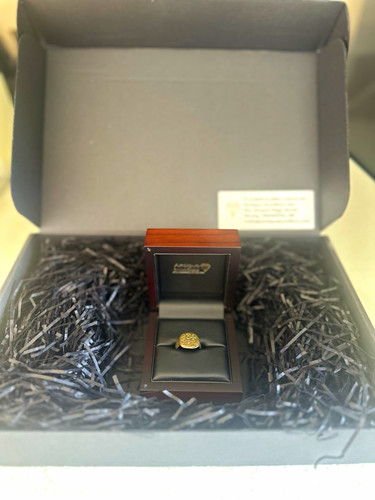 Antique jewellers ancient - antique,