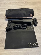 Diva Pro Hair Straighteners And GHD Travel Bag