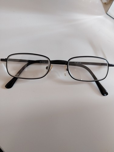 Ladies black frame glasses - black,