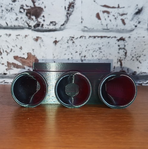 Phone holder with - holder, passive