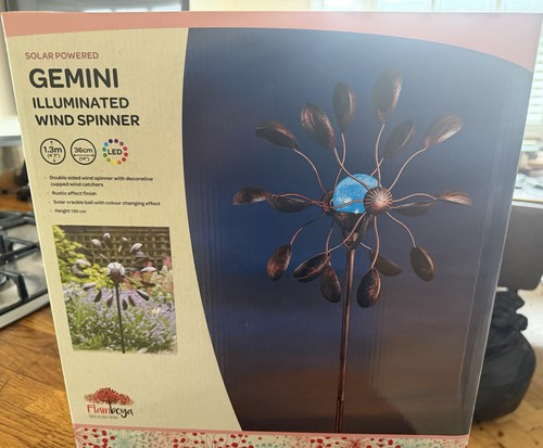 Gemini wind spinner - spinner, w/solar