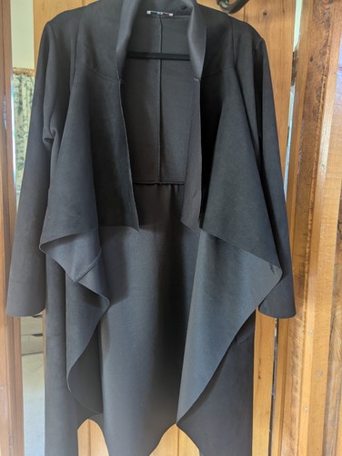 Black draped open - draped,
