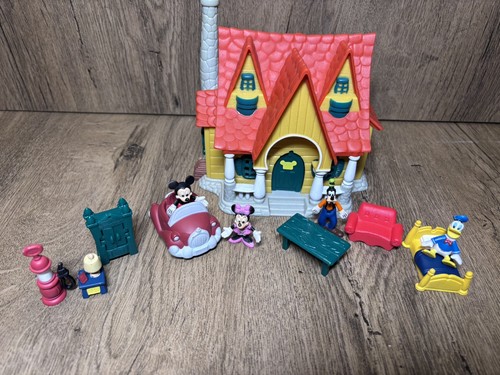 Mickey mouse micro - playset,