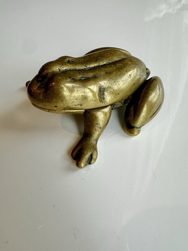Antique brass frog match - antique,