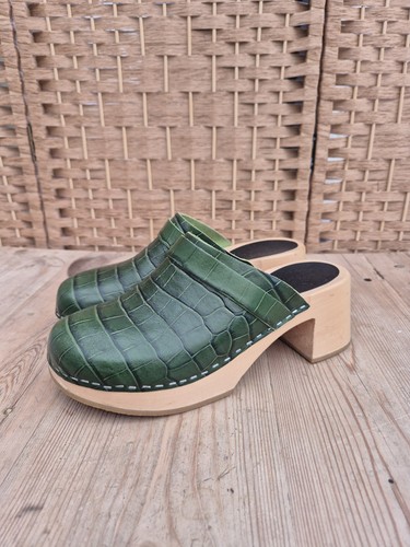 Swedish hasbeens leather - swedish,