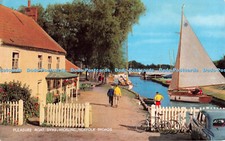 R528124 Norfolk Broads