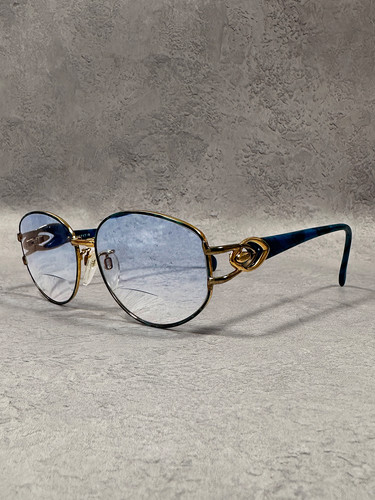 Authentic silhouette retro - silhouette,