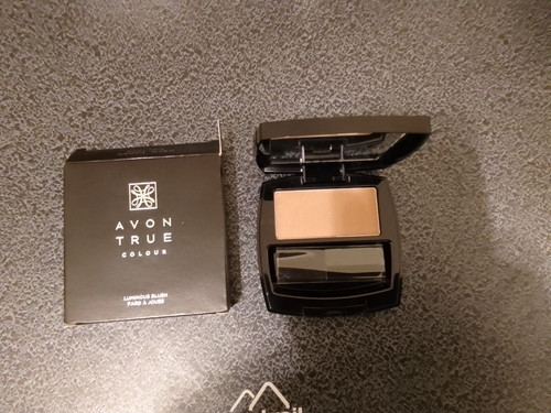 Brand new avon true colour - brand,