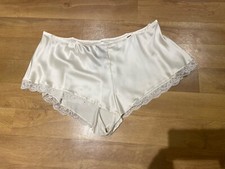 M & S Rosie For Autograph