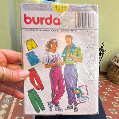 Burda 4586 jogging - jogging, pants