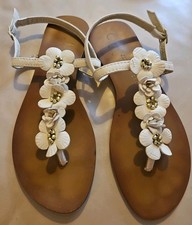 Atmosphere Toe Post Sandals With Cream/Gold Flowers Size 4 Used