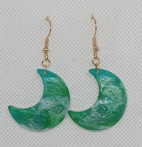 Handmade resin earrings green - handmade,