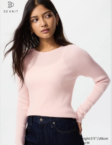Uniqlo pure merino wool - uniqlo, 3d