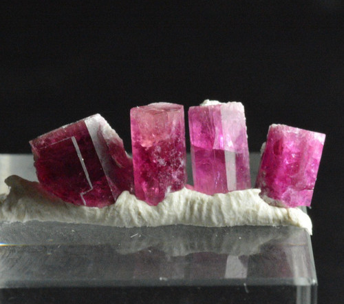 Red beryl - red, beryl,