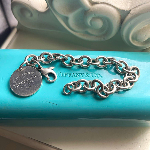 Tiffany return to - co.,