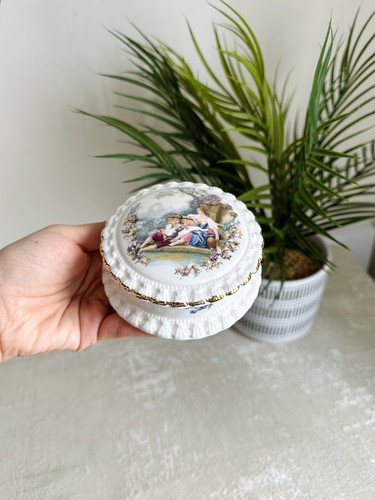 Royal heritage porcelain - royal,